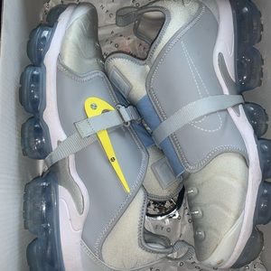Men’s VAPORMAX PLUS OA LM
